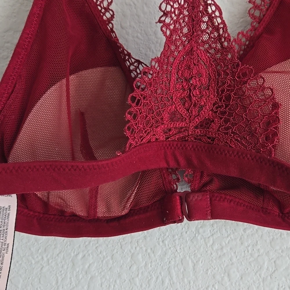 Victoria's Secret Red Lace Plunge Bralette Intimate